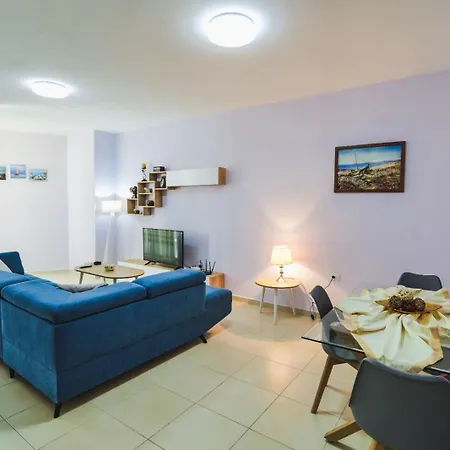 Apartment Iris Sarande