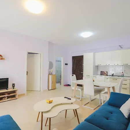Apartment Iris Sarandë